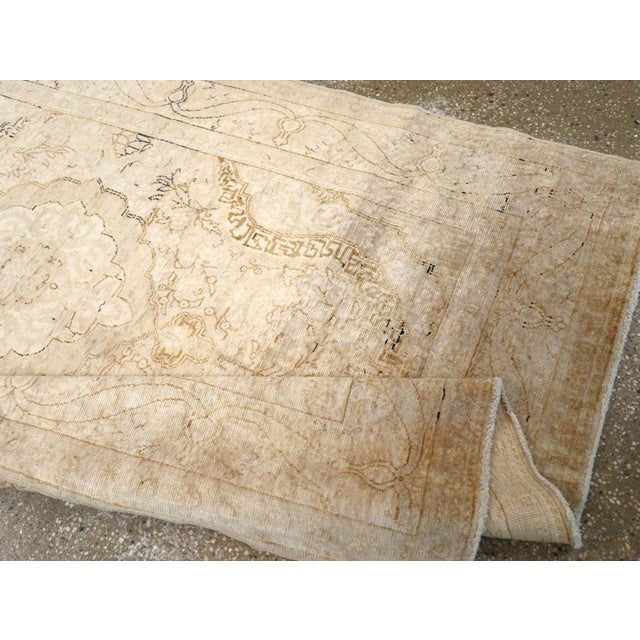 Textile Galerie Shabab Collection Mid-20th Century Turkish Sivas Throw Rug For Sale - Image 7 of 8