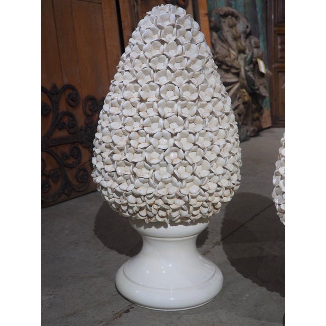 Pair of Tall Italian Pyramidal Creamware Topiaries, H-28 Inches For Sale In Dallas - Image 6 of 18