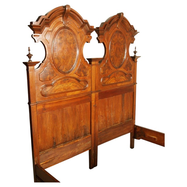 Wood Antique Italian Double Bed in Walnut Burl, Bassano del Grappa, 1890s For Sale - Image 7 of 11