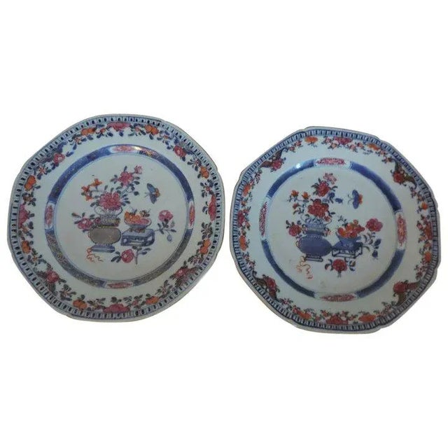 18th Century Chinese Export Porcelain Famille Rose Octagonal Plates - A Pair For Sale - Image 10 of 10