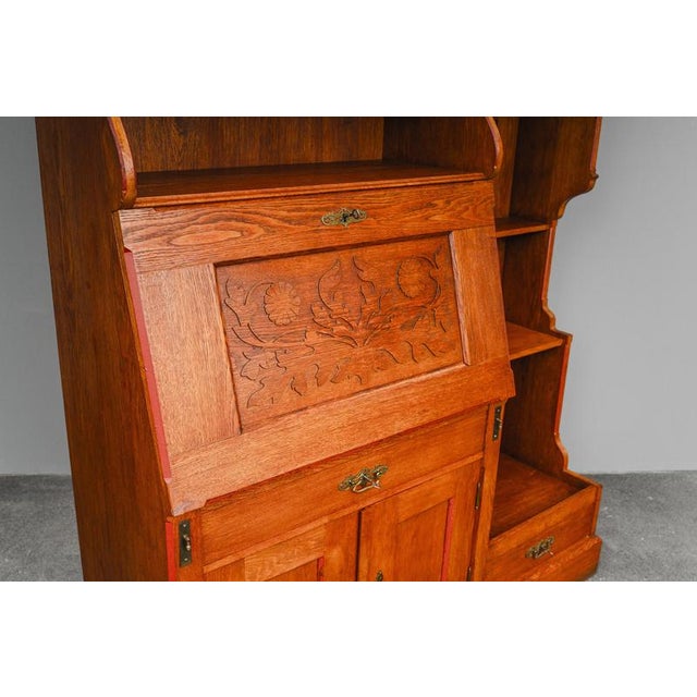 Early 20th Century Art Nouveau Bookcase with Secretary Compartment in Oak For Sale - Image 12 of 18