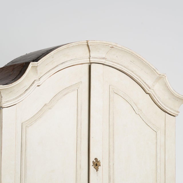 Late 18th Century Swedish Gray Painted Pine Wedding Cabinet For Sale - Image 4 of 10