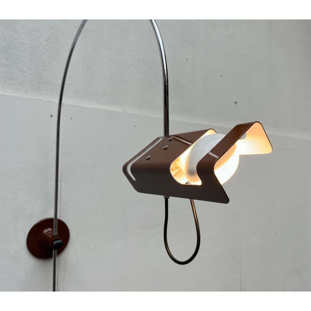 Mid-Century Modern Italian Space Age Spider Arc Wall Lamp by Joe Colombo for Oluce, 1960s For Sale - Image 17 of 18