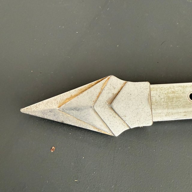 Silver 1930s Large Art Deco Arrowhead Steel Butchers Hook Wall Rack For Sale - Image 8 of 9