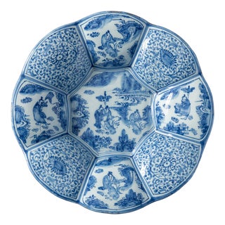Dutch Blue and White Chinoiserie Lobed Dish For Sale