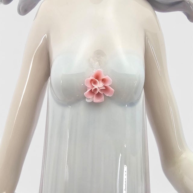 Blue Lladro #1431 the Debutante Elegant Ladies Spanish Porcelain Figurine For Sale - Image 8 of 11