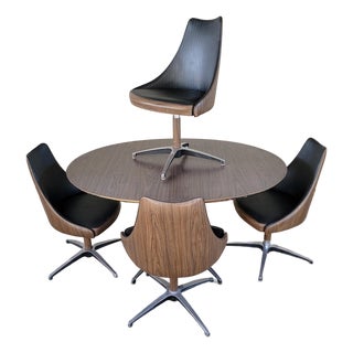 Space-Age Mid-Century Modern Dinette / Dinging Set by Virtue Brothers - 5 Pieces For Sale