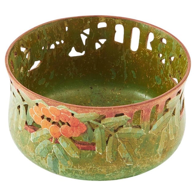 1900 - 1909 Art Nouveau Nut Bowl with Openwork and Painted Decoration, Early 20th Century For Sale - Image 5 of 5