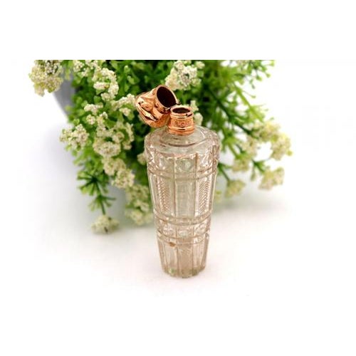Perfume Bottle in Glass and 15k Gold For Sale - Image 4 of 6