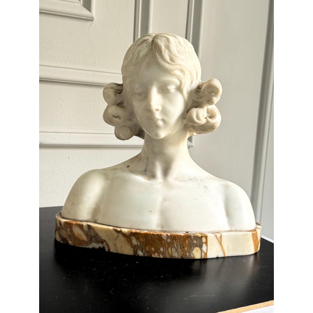 Late 20th Century Heavy Marble Sculpture of a Young Girl Bust 12"x12" - 33 Pound For Sale - Image 9 of 14