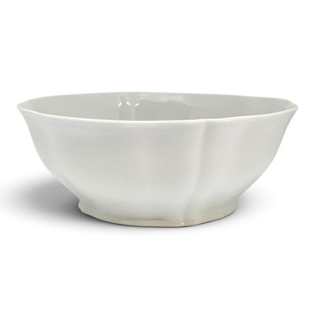Mid 20th Century Mid-Century Limoges France White Porcelain Scalloped Serving Bowl 9.25" For Sale - Image 5 of 9