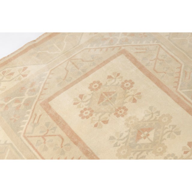 1950s 1950s Oversize Wool Turkish Rug For Sale - Image 5 of 9