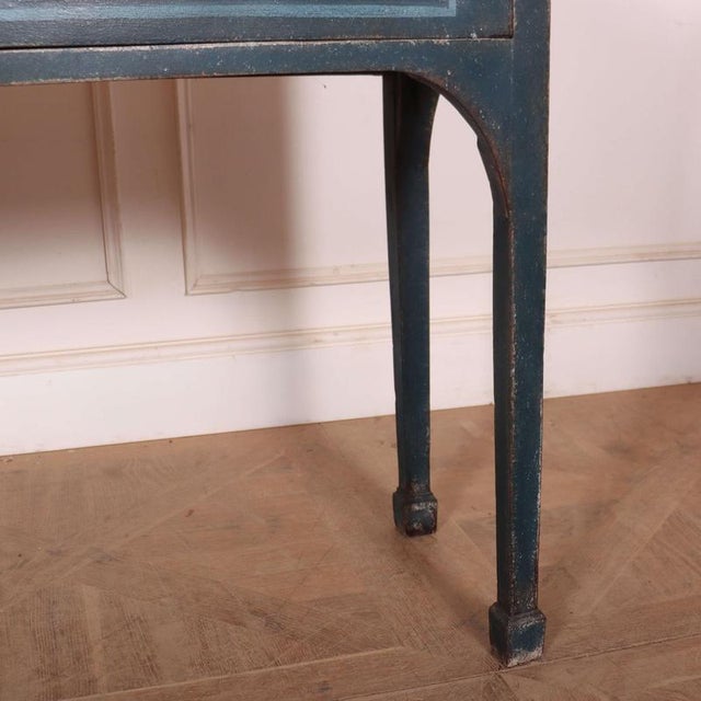 2000 - 2009 19th Century English Bowfront Console Table For Sale - Image 5 of 10