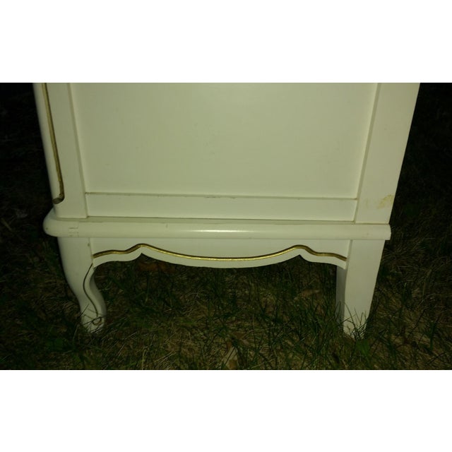 Wood Vintage Ivory & Gold Wood Nightstand Mid Century French Provincial For Sale - Image 7 of 11
