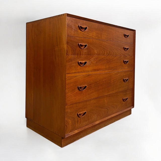 Chest of Drawers by Peter Hvidt & Orla Mølgaard-Nielsen for Søborg Møbelfabrik For Sale - Image 10 of 12