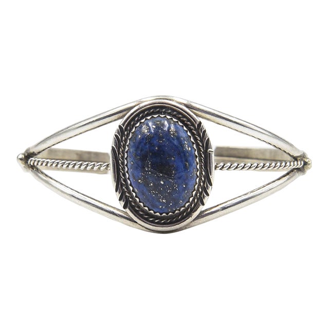 Late 20th Century Navajo Native American Sterling Silver and Lapis Cuff Bracelet For Sale
