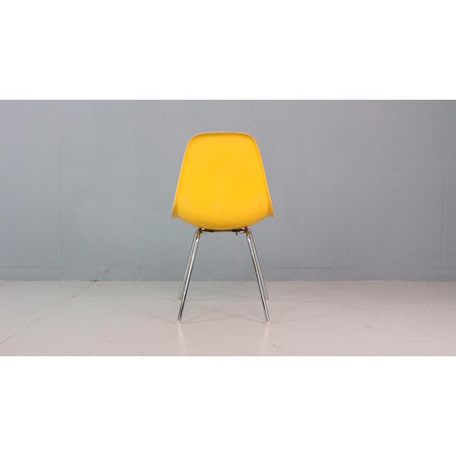 Vintage Yellow H-Base Chairs by Charles & Ray Eames for Herman Miller, 1960, Set of 4 For Sale - Image 13 of 18