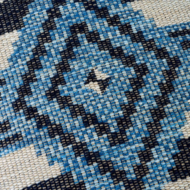 Contemporary Schumacher Manta Performance Pillow in Blue For Sale - Image 3 of 6