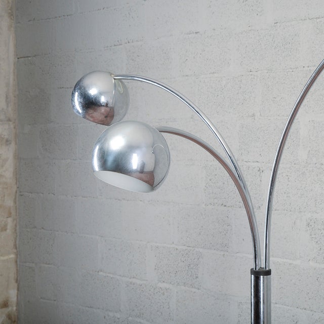 Metal Three-Light Floor Lamp attributed to Goffredo Reggiani, 1970s For Sale - Image 7 of 18