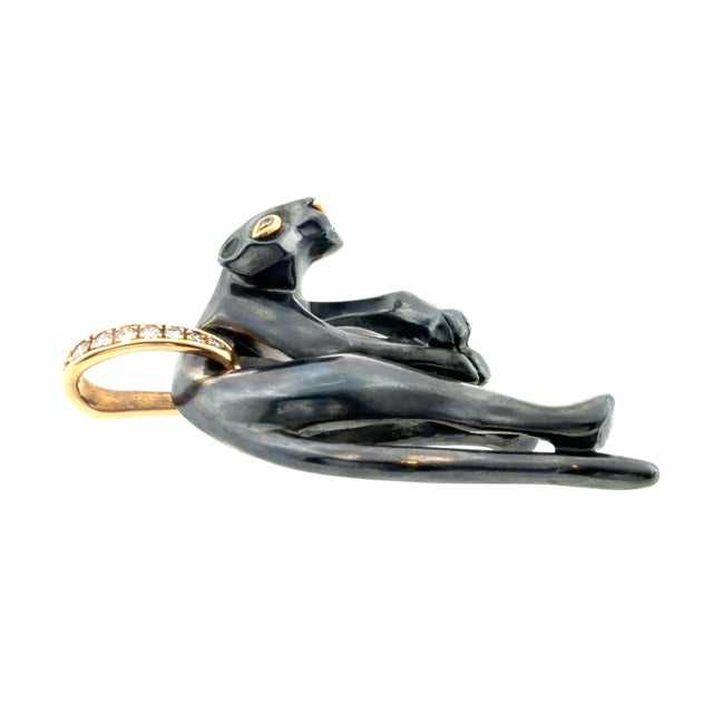 1990s Vintage Cartier Panthere Diamond Silverium Black Silver 18k Yellow Gold Pendant For Sale - Image 5 of 9