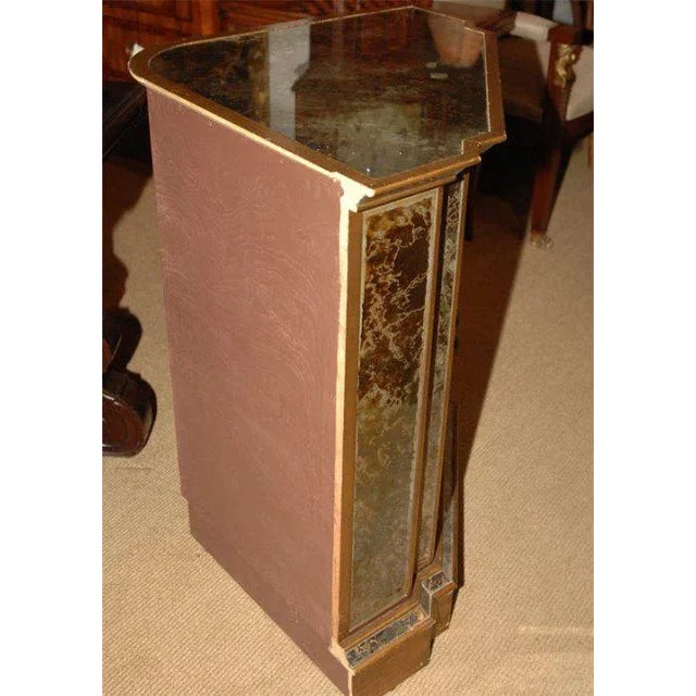 Hollywood Regency Mid Century Vintage Mirrored Corner Cabinet For Sale - Image 3 of 7