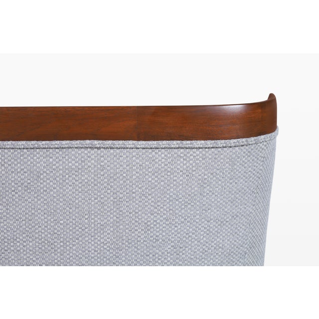 Mid-Century Modern Curved Walnut Sofa by Erwin Lambeth and Tomlinson, 1950s For Sale - Image 13 of 14