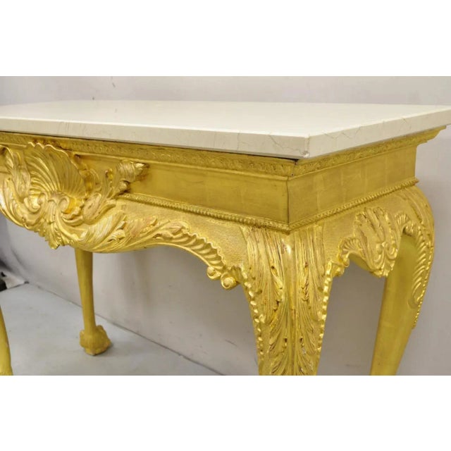 Wood Late 20th Century English George II Style Gold Giltwood Shell Carved Paw Foot Console Hall Table For Sale - Image 7 of 12