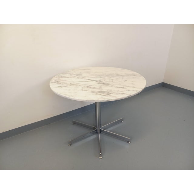 Vintage Round Dining Table in White Marble and Chrome Metal, 1970s For Sale - Image 6 of 17