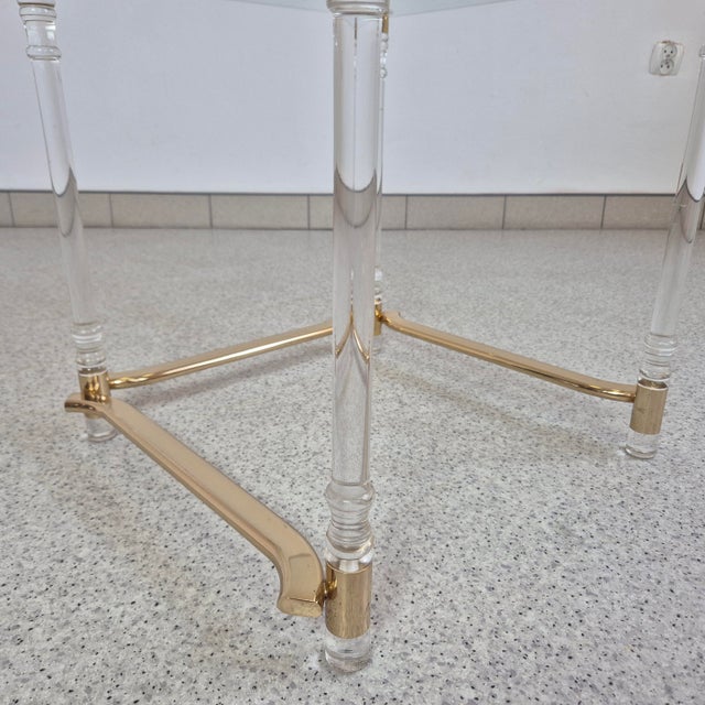 Hollywood Regency French Side Table in Acrylic, Brass and Glass, 1970s For Sale - Image 6 of 10