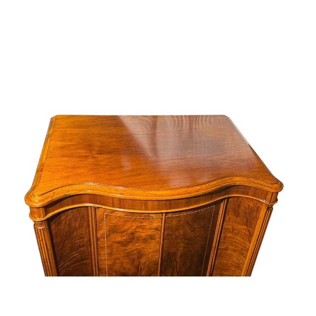 Vintage Art Deco Burled Wood Cabinet With Inlay Detail, 1920s-1930s For Sale In Los Angeles - Image 6 of 18