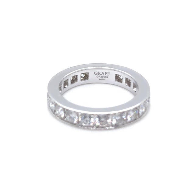 Contemporary Graff 18ct White Gold Diamond Eternity Ring 1.80ct 5.53g, Size 5.5 For Sale - Image 3 of 14
