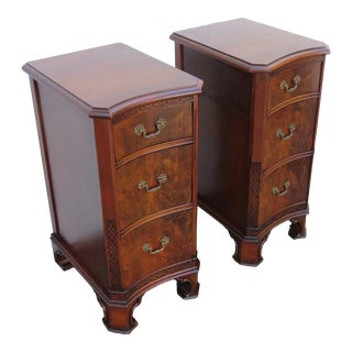 Chinese Chippendale Carved Tall Narrow Nightstands Bedside Tables a Pair 5666 For Sale