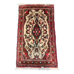 1990s Handwoven Persian Hamedan Area Rug 1'5" X 2'5"