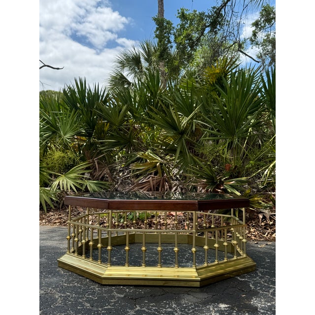 Vintage Solid Brass & Wood Octagonal Coffee Table With Thick Glass Top | Hollywood Regency Cocktail Table For Sale - Image 4 of 8
