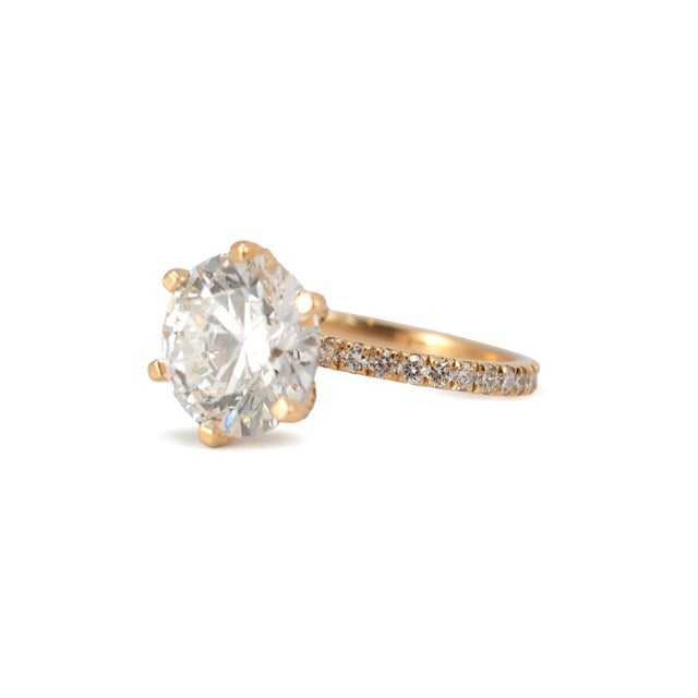 18k Yellow Gold 4.82ctw Round Brilliant Lab Grown Diamond Engagement Ring, Size 6 For Sale - Image 4 of 8