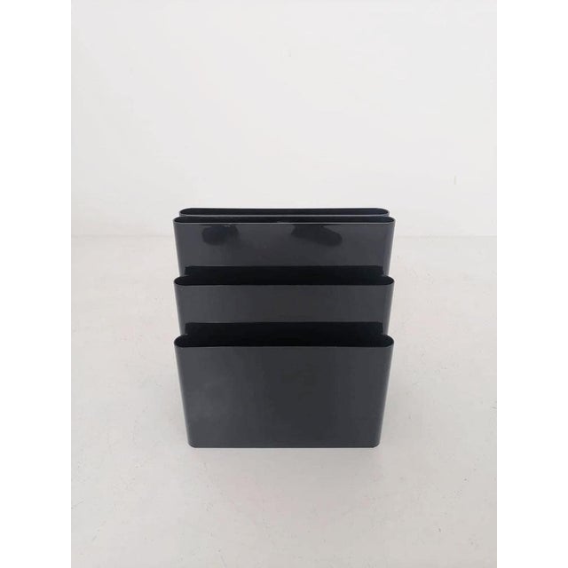 Black Plastic Magazine Rack by Giotto Stoppino for Kartell, Italy For Sale - Image 11 of 11