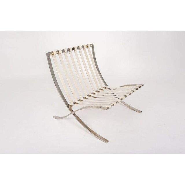 Mid Century White Barcelona Chairs by Mies Van Der Rohe for Knoll, 1970s For Sale In Detroit - Image 6 of 17