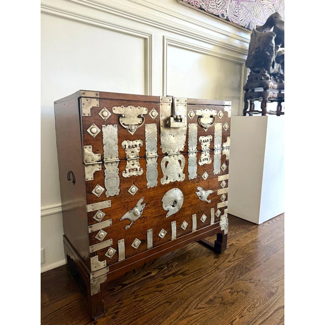 Mid 19th Century Korean Wedding Bandaji Chest Joseon Dynasty Original Invoice For Sale - Image 11 of 12