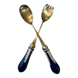 Late 19th Century Wedgwood Jasperware Cobalt Serving Set Salad Spoon and Fork- 2 Pieces For Sale