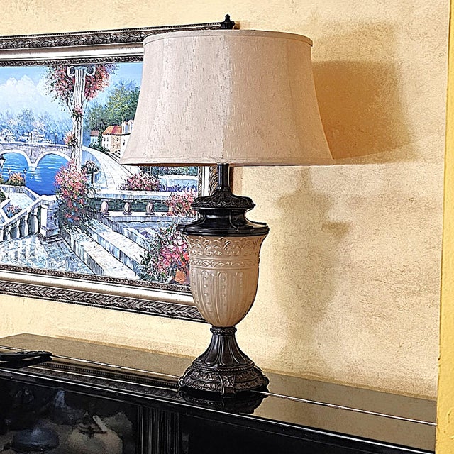 Vintage Neoclassical Urn Table Lamp With Frosted Glass & Dual Night Light For Sale - Image 18 of 18