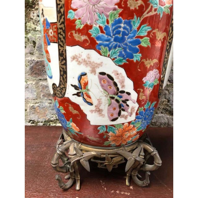 Metal 19th Century Japanese Meiji Imari Porcelain Vases, Set of 2 For Sale - Image 7 of 14