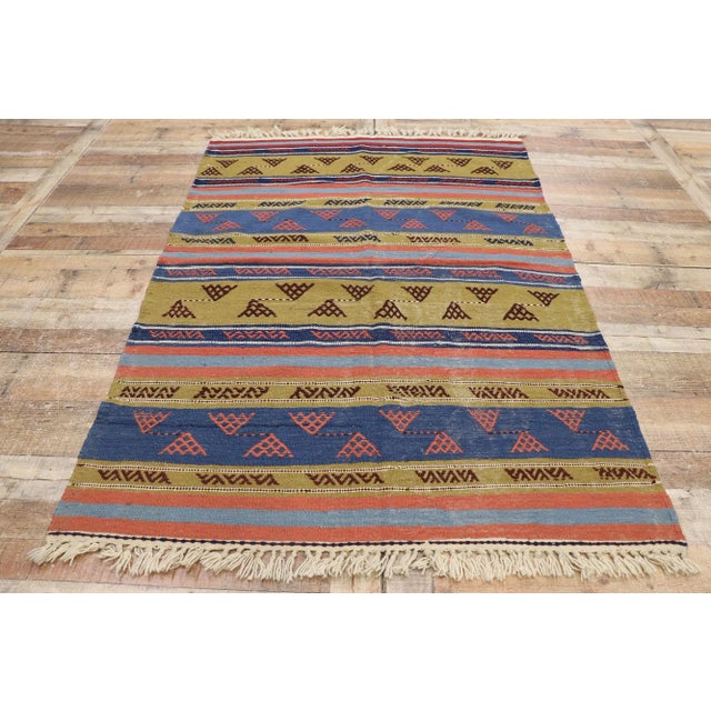 Textile Vintage Persian Shiraz Kilim Rug - 04'03 X 06'02 For Sale - Image 7 of 9