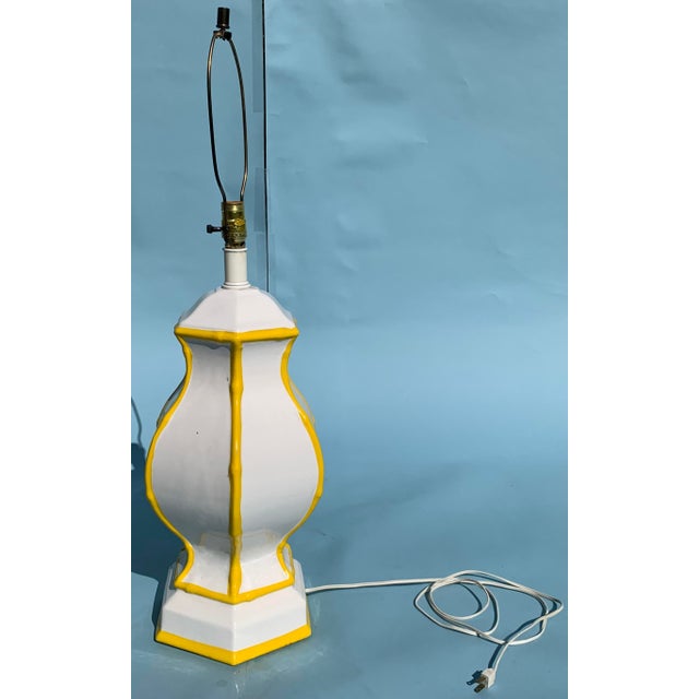 Mid-Century Modern 1960s Vintage Painted Ceramic Hexagonal Table Lamp For Sale - Image 3 of 8