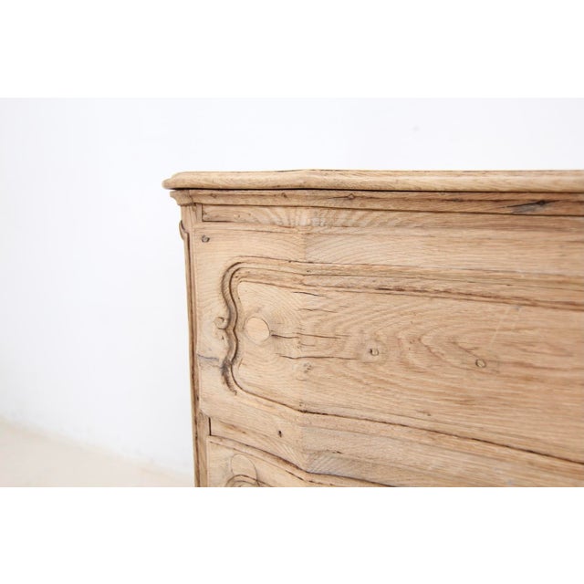 Antique German Baroque Bleached Oak Chest of Drawers, 1700s For Sale - Image 12 of 18
