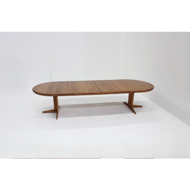 Large Vintage Danish Round Extendable Dining Table, 1960s For Sale - Image 10 of 11