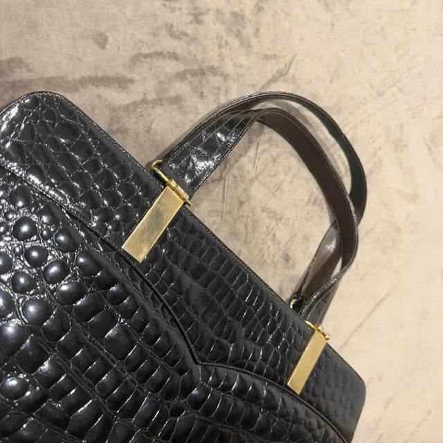 1970s Vintage Glossy Embossed Black Leather and Brass Italian Hand Bag For Sale - Image 9 of 10