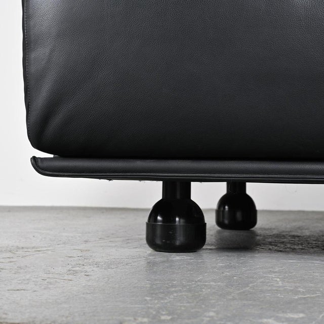 Black Fiandra Modular Black Leather Sofa by Vico Magistretti for Cassina, 1980, Set of 5 For Sale - Image 8 of 11