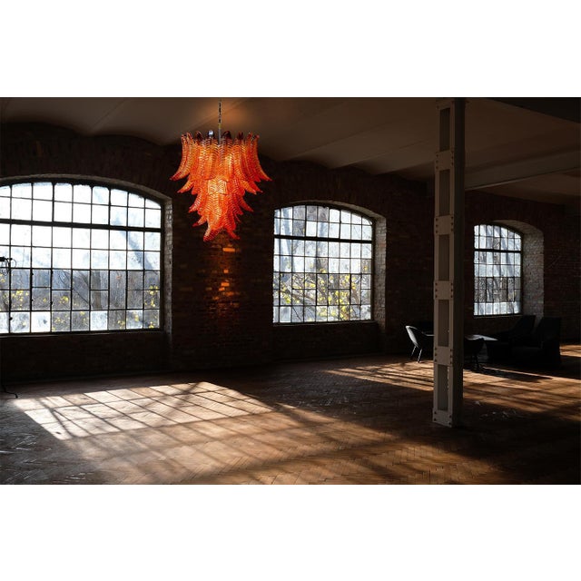 Italian Chandeliers with Leaves in the style of Barovier & Toso, Set of 2 For Sale - Image 6 of 17