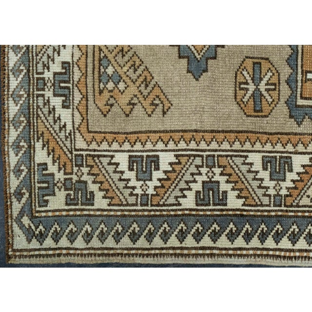 Turkish Turkish Vintage Rug 4' x 5'3" #16082 For Sale - Image 3 of 8