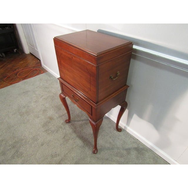 Queen Anne Henkel Harris Solid Cherry Wine Chest For Sale - Image 3 of 14